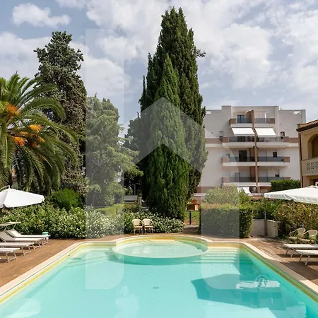 Lägenhetshotell Homiday - Rosella Roseto Degli Abruzzi