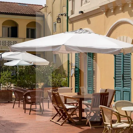 شقة فندقية Homiday - Rosella 4*