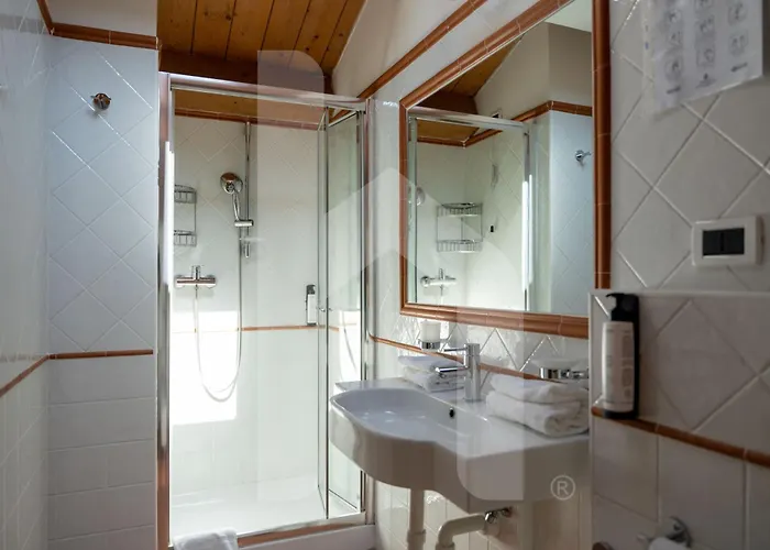 Homiday - Rosella Lägenhetshotell 4*