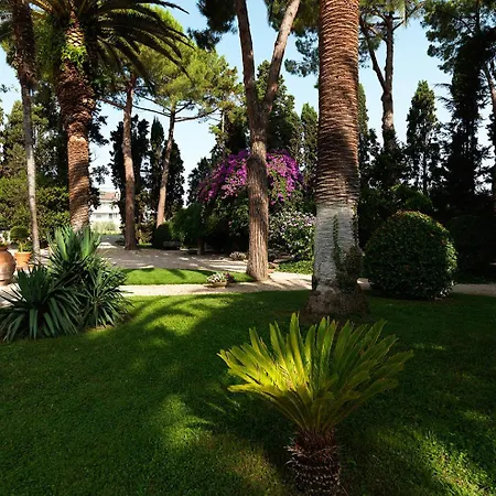 Lägenhetshotell Rosella