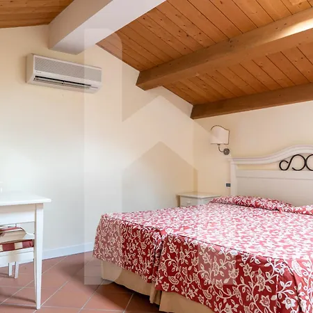 Homiday - Rosella 4*