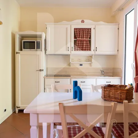 Homiday - Rosella 4*