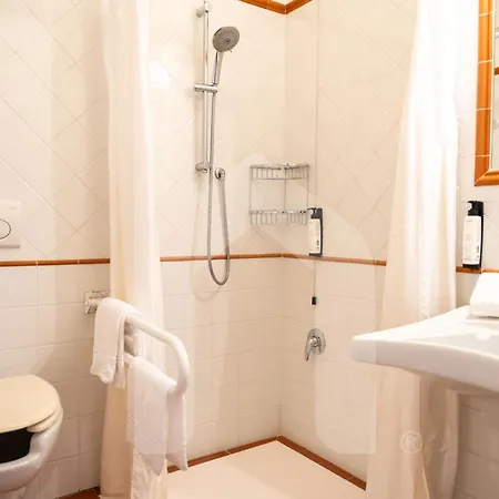 Homiday - Rosella Aparthotel