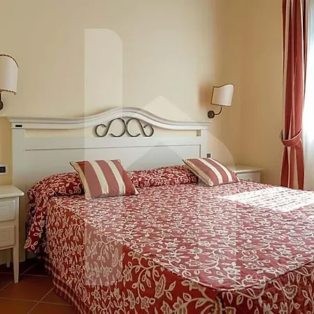 Aparthotel Homiday - Rosella Roseto Degli Abruzzi