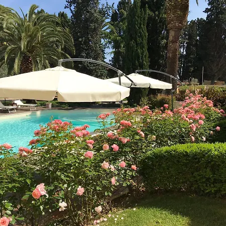 Rosella Lejlighedshotel