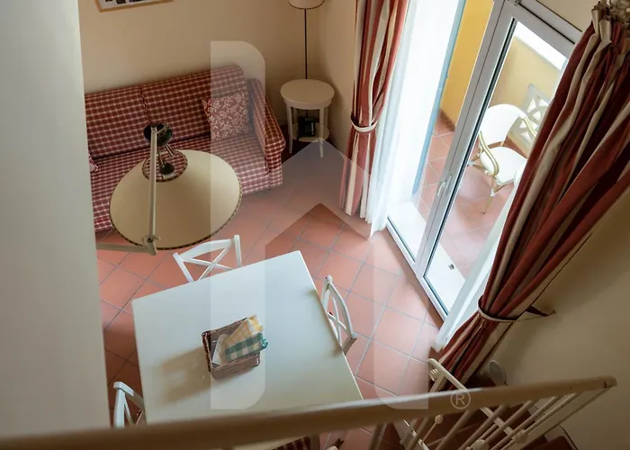 Апарт-отель Homiday - Rosella 4*