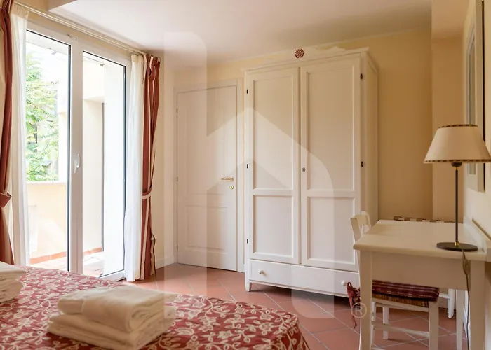 Homiday - Rosella 4*