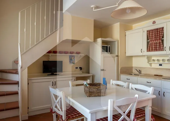 Homiday - Rosella 4* Розето-дельи-Абруцци