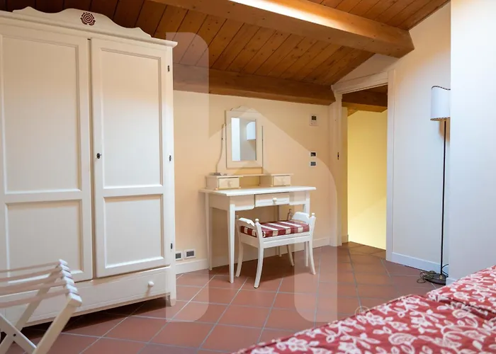 Апарт-отель Homiday - Rosella