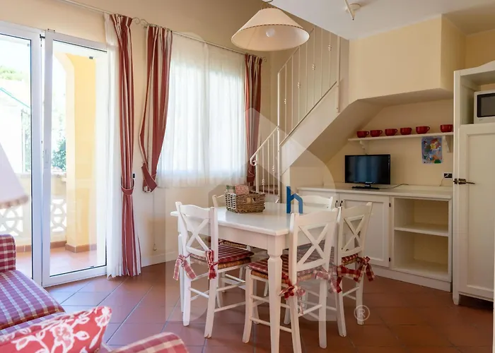 Homiday - Rosella Розето-дельи-Абруцци