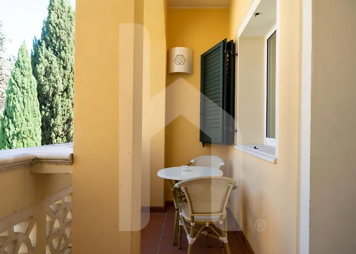 Апарт-отель Homiday - Rosella